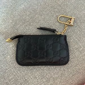 AUTHENTIC Gucci Signature Key Case